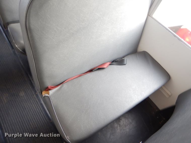 image for item FG9867 1995 Chevrolet G30 school bus