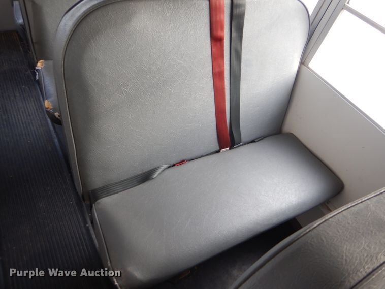 image for item FG9867 1995 Chevrolet G30 school bus