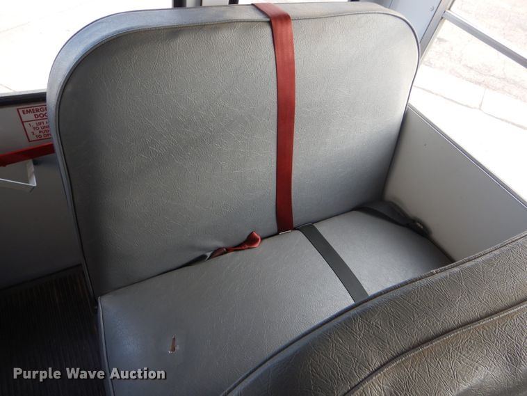 image for item FG9867 1995 Chevrolet G30 school bus