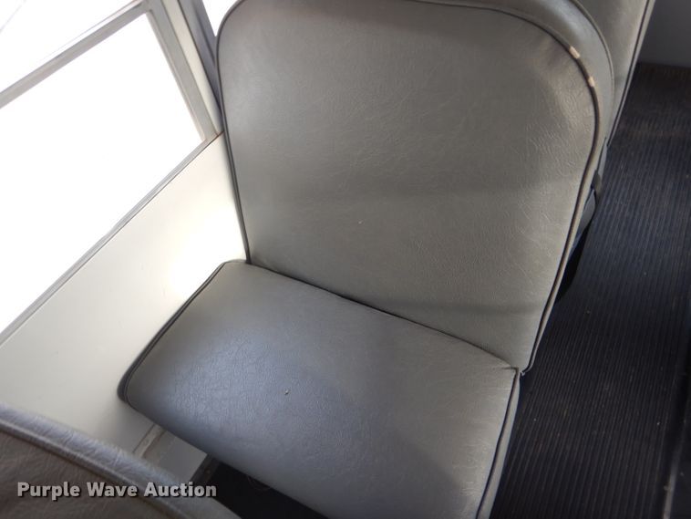 image for item FG9867 1995 Chevrolet G30 school bus