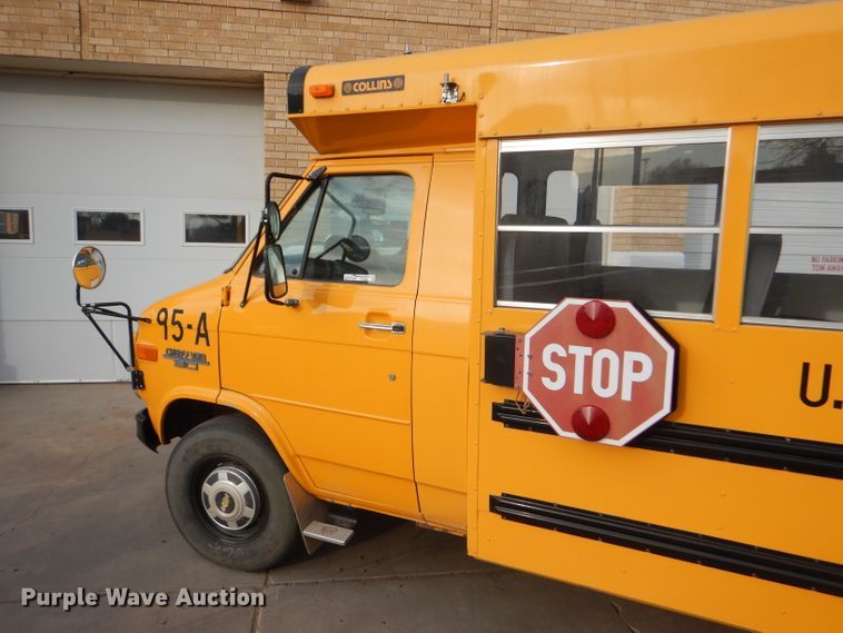 image for item FG9867 1995 Chevrolet G30 school bus