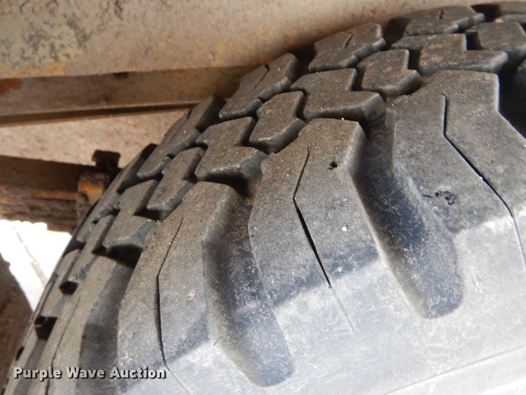 image for item FG9867 1995 Chevrolet G30 school bus