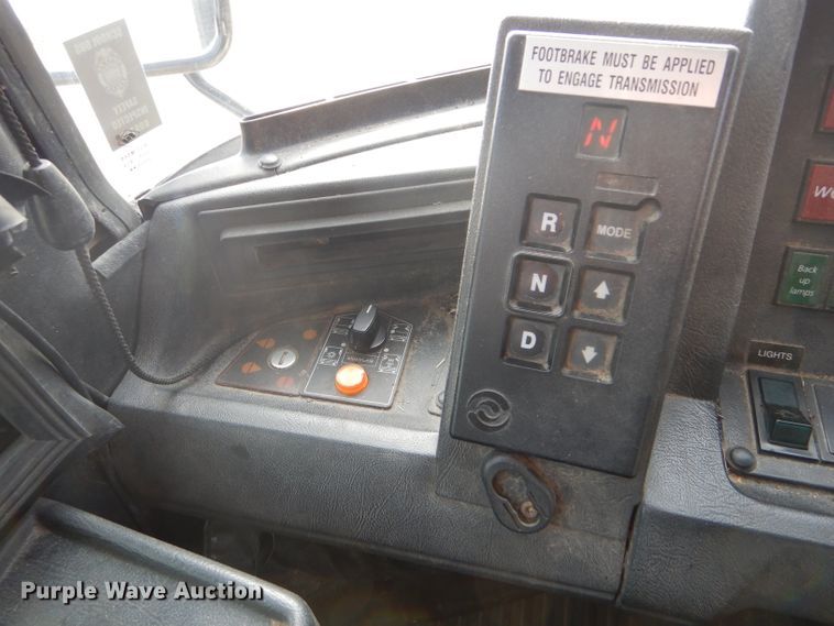 image for item FG9868 1999 Setra S217HDH coach bus