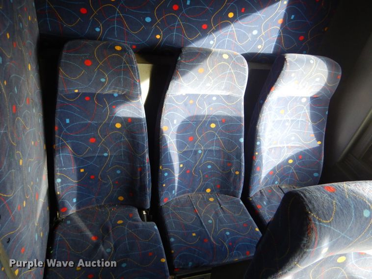 image for item FG9868 1999 Setra S217HDH coach bus