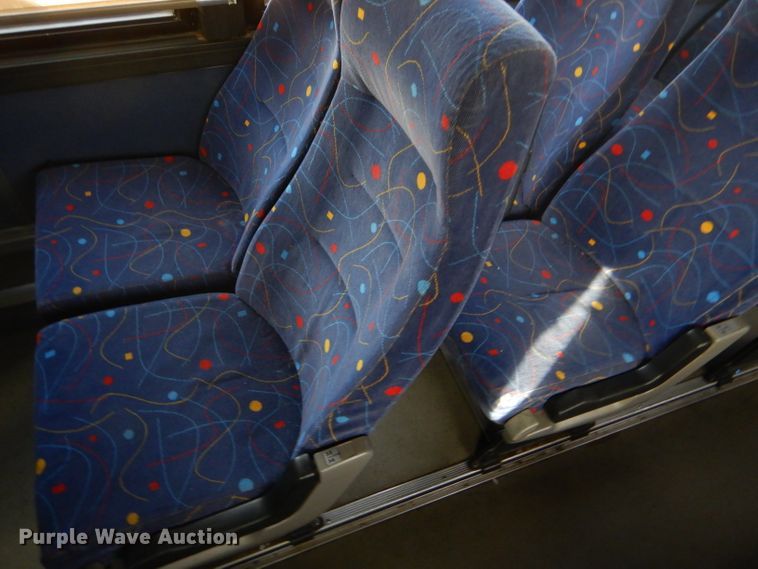 image for item FG9868 1999 Setra S217HDH coach bus