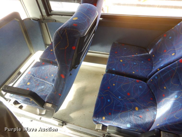 image for item FG9868 1999 Setra S217HDH coach bus