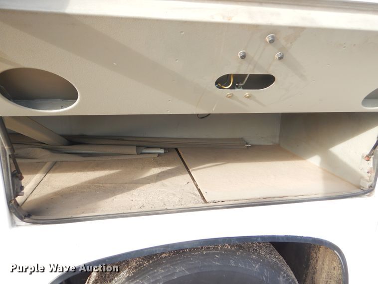 image for item FG9868 1999 Setra S217HDH coach bus