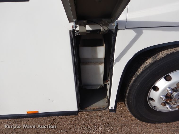 image for item FG9868 1999 Setra S217HDH coach bus