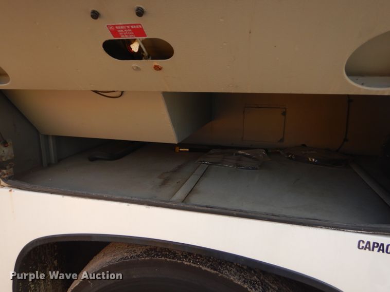 image for item FG9868 1999 Setra S217HDH coach bus