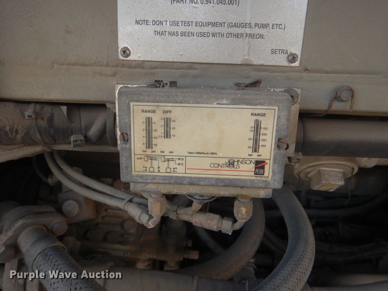 image for item FG9868 1999 Setra S217HDH coach bus