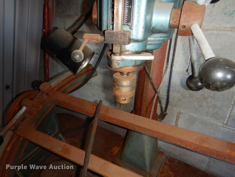 image for item FG9869 Winona Van Norman L250BW seat and guide machine