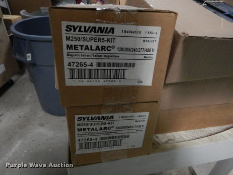 image for item FG9870 Fluorescent light ballasts