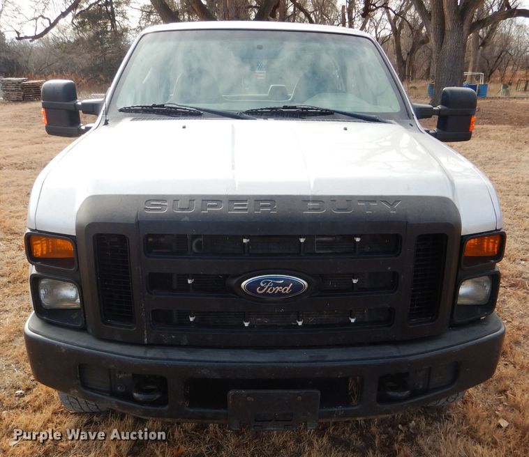 image for item FG9880 2008 Ford F250 Super Duty XL SuperCab pickup truck