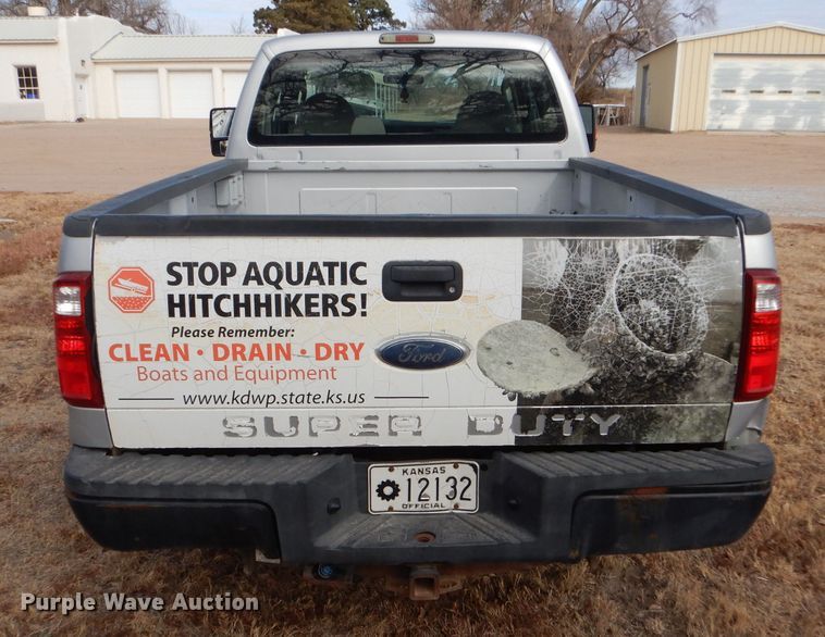 image for item FG9880 2008 Ford F250 Super Duty XL SuperCab pickup truck