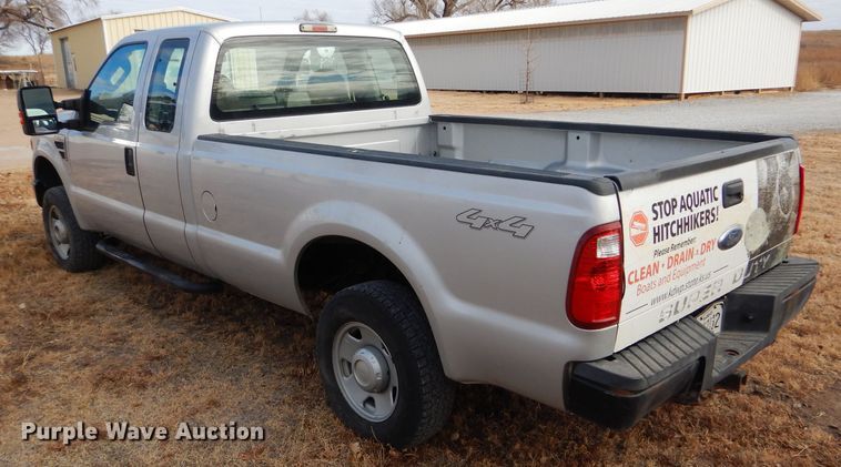 image for item FG9880 2008 Ford F250 Super Duty XL SuperCab pickup truck