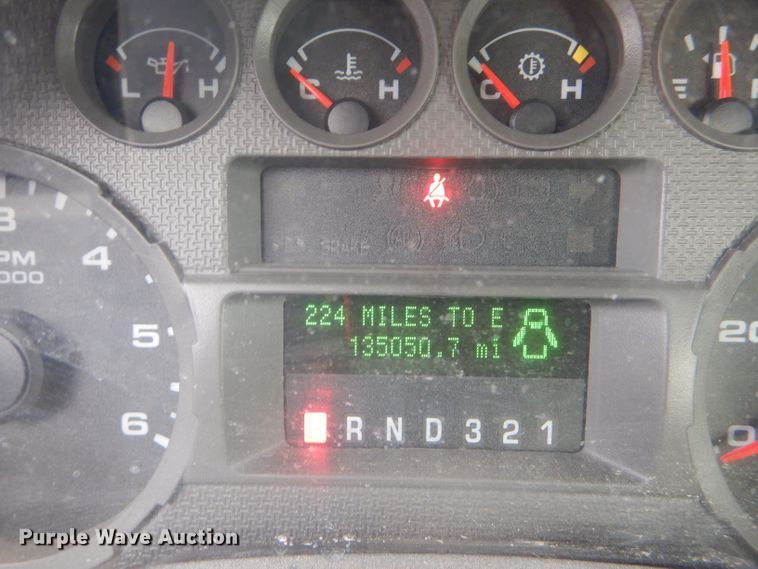 image for item FG9880 2008 Ford F250 Super Duty XL SuperCab pickup truck