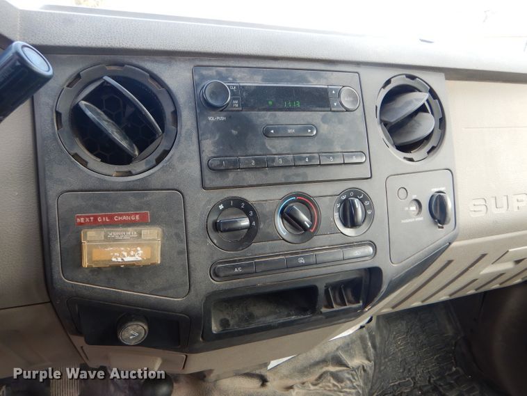 image for item FG9880 2008 Ford F250 Super Duty XL SuperCab pickup truck