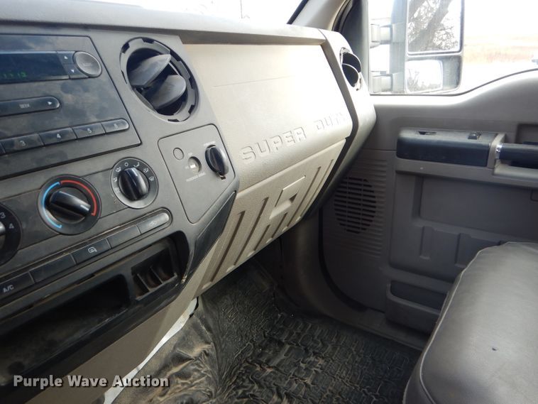 image for item FG9880 2008 Ford F250 Super Duty XL SuperCab pickup truck