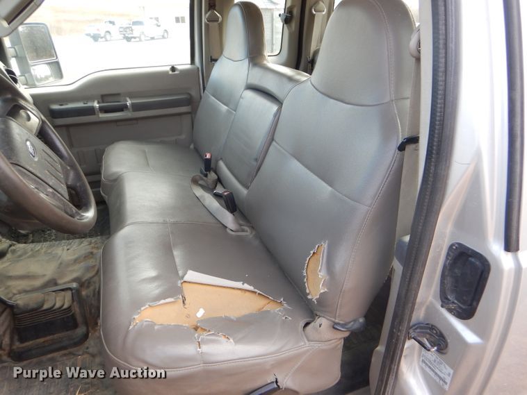 image for item FG9880 2008 Ford F250 Super Duty XL SuperCab pickup truck