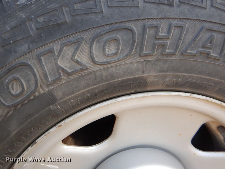 image for item FG9880 2008 Ford F250 Super Duty XL SuperCab pickup truck