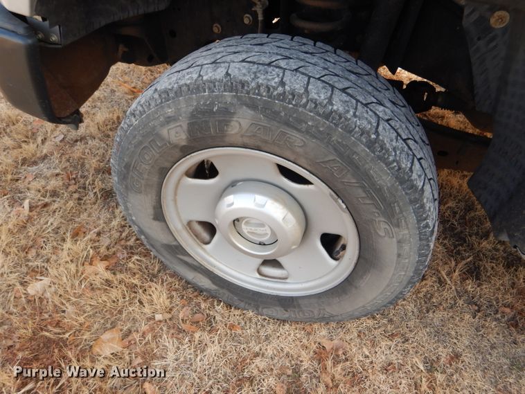 image for item FG9880 2008 Ford F250 Super Duty XL SuperCab pickup truck