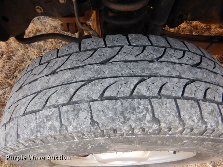 image for item FG9880 2008 Ford F250 Super Duty XL SuperCab pickup truck