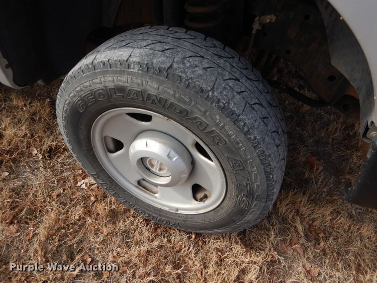 image for item FG9880 2008 Ford F250 Super Duty XL SuperCab pickup truck