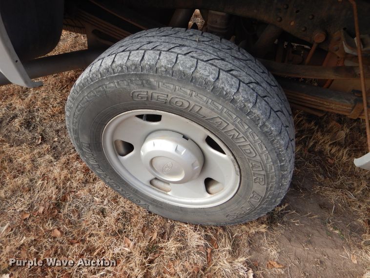 image for item FG9880 2008 Ford F250 Super Duty XL SuperCab pickup truck