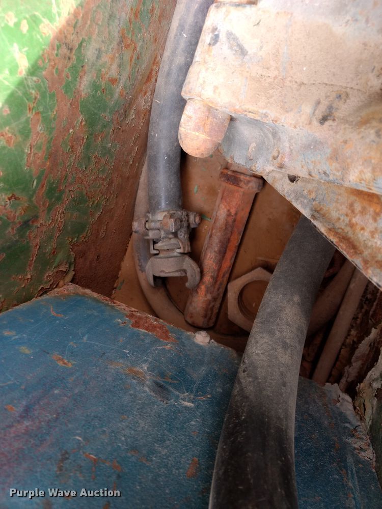 image for item FG9894 Sullivan air compressor