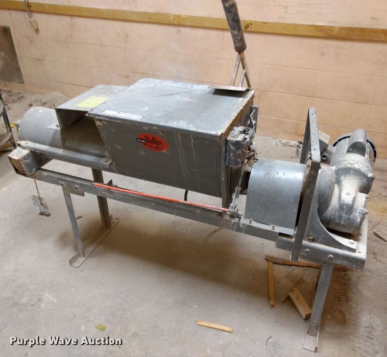 Walker pug mill in Hays, KS Item FG9903 sold Purple Wave