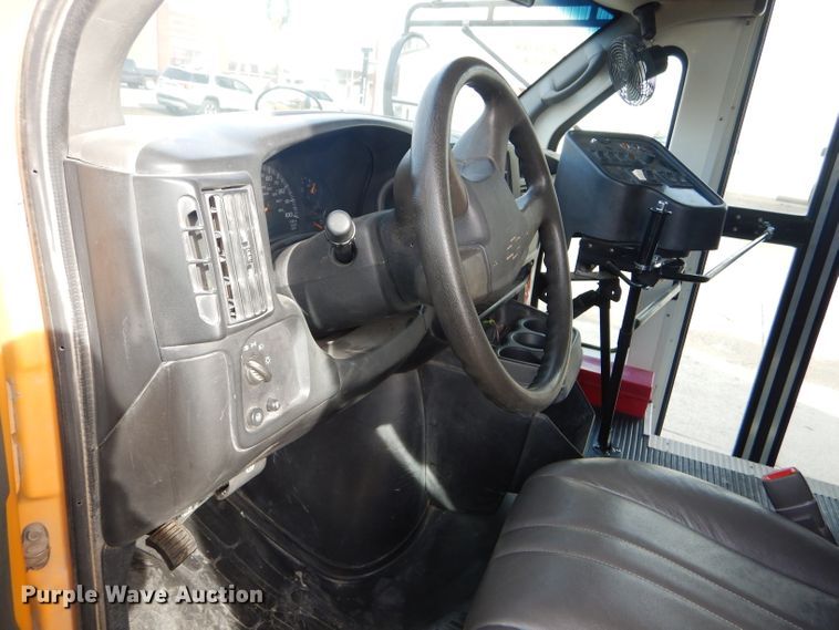 image for item FG9916 2004 Chevrolet Express G3500 Blue Bird school bus