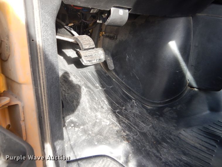 image for item FG9916 2004 Chevrolet Express G3500 Blue Bird school bus