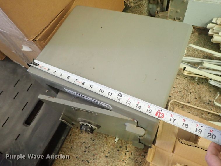 image for item FK9732 NKL BSM181614 safe