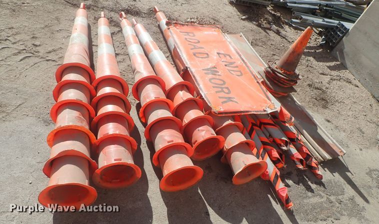 image for item FK9738 Cones and signs