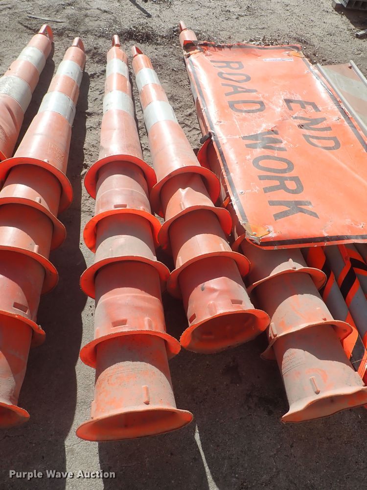 image for item FK9738 Cones and signs