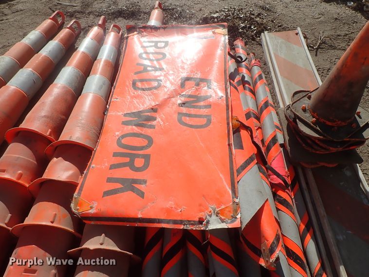 image for item FK9738 Cones and signs