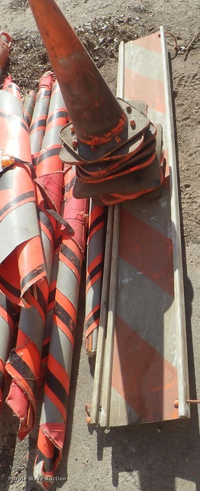 image for item FK9738 Cones and signs