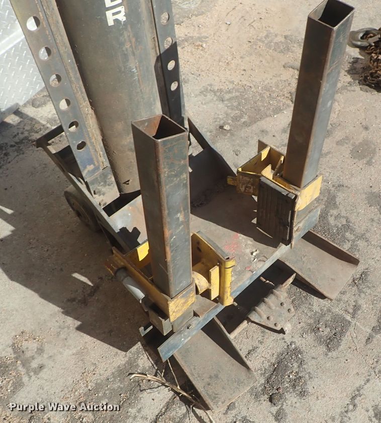 image for item FK9740 Walker jack