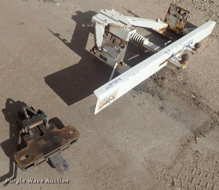 image for item FK9742 (2) hitches