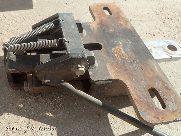 image for item FK9742 (2) hitches