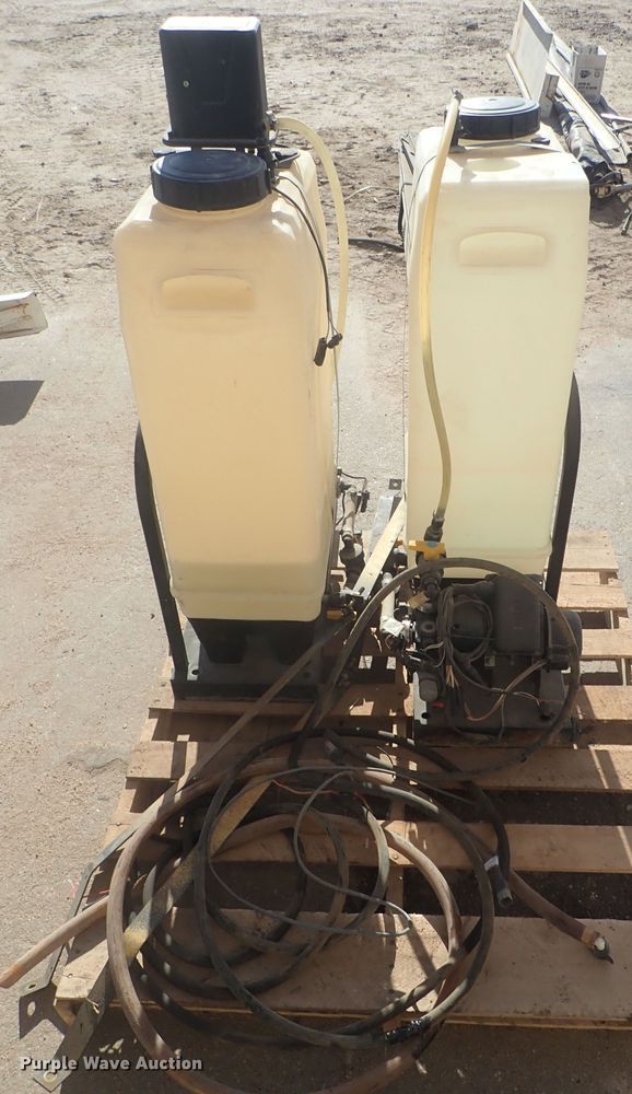 image for item FK9743 (2) poly tanks