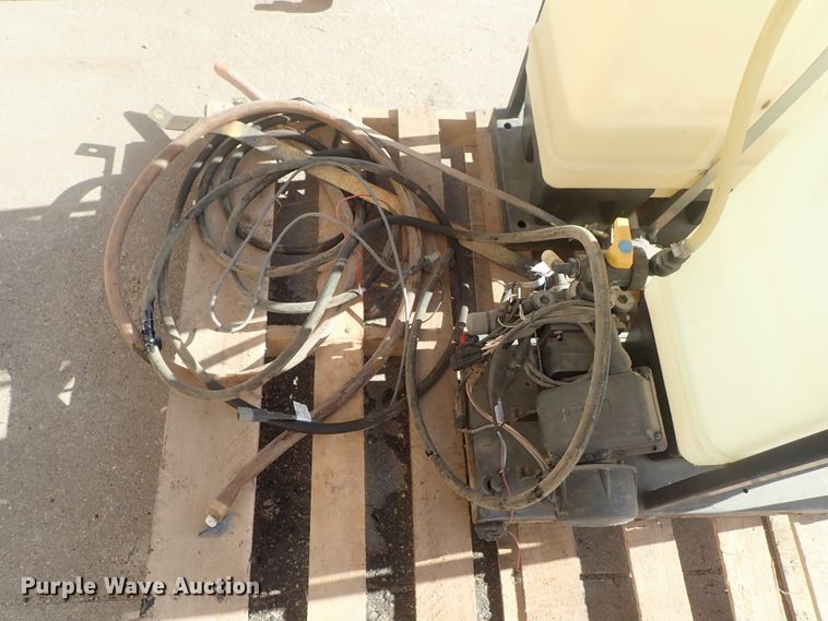 image for item FK9743 (2) poly tanks