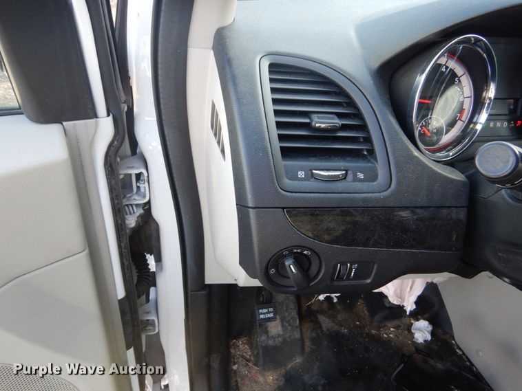 image for item FU9031 2014 Dodge Ram van