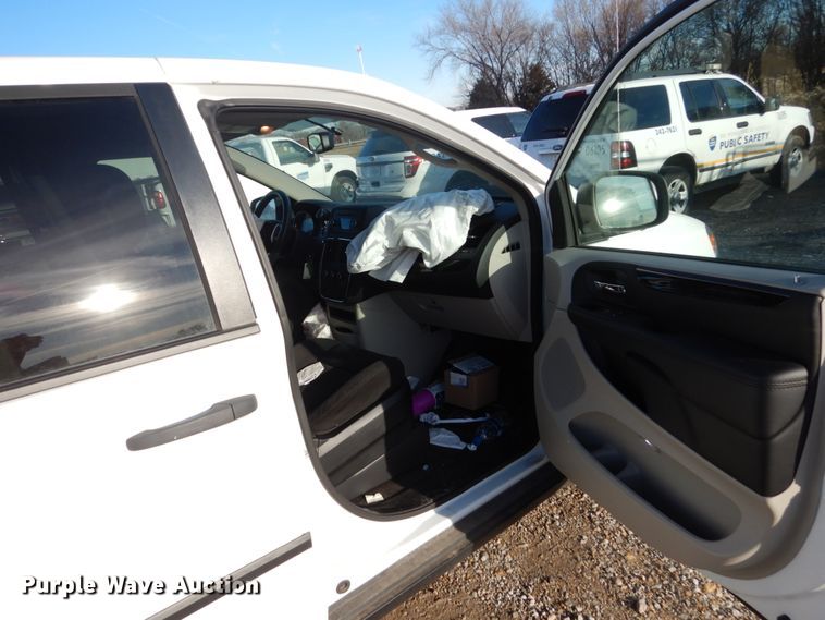 image for item FU9031 2014 Dodge Ram van