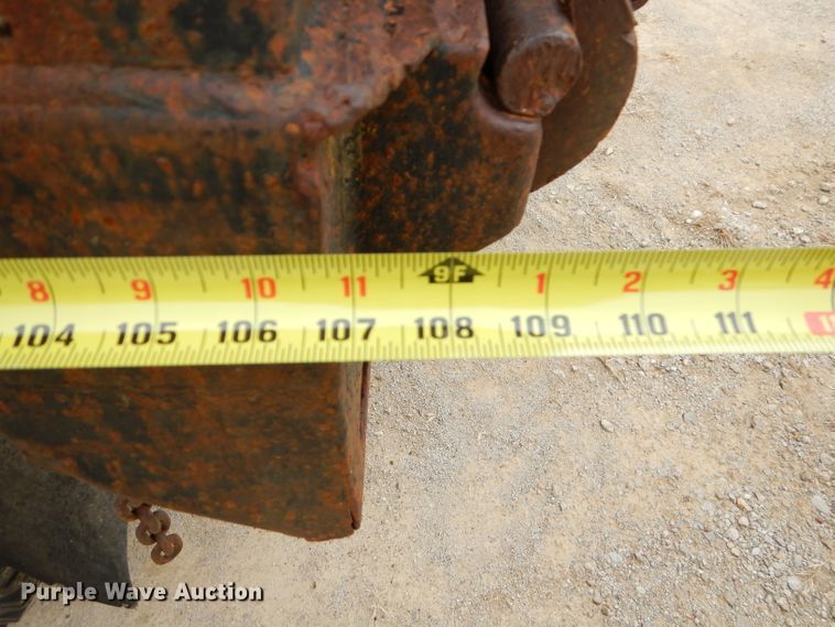 image for item GB9523 1982 Ford F600G dump truck