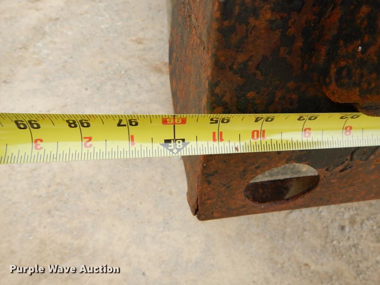 image for item GB9523 1982 Ford F600G dump truck