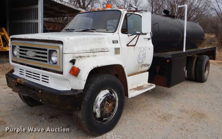 image for item GB9524 1976 Chevrolet C65 tank truck