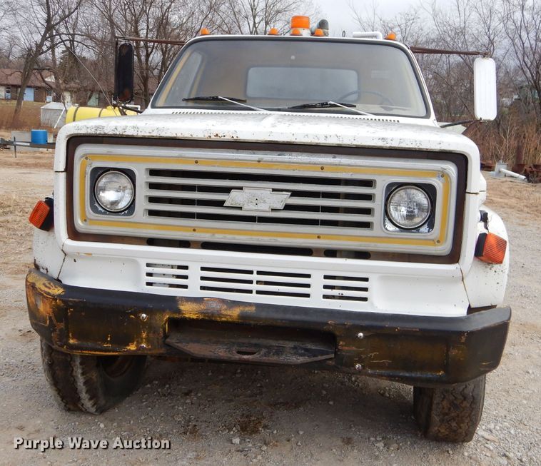 image for item GB9524 1976 Chevrolet C65 tank truck