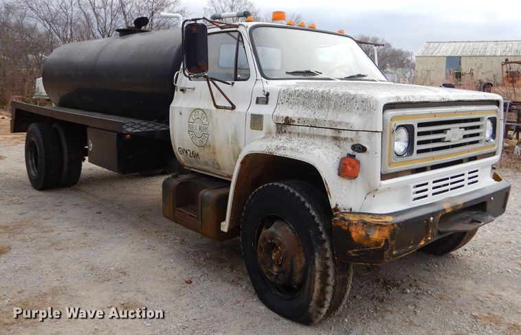 image for item GB9524 1976 Chevrolet C65 tank truck