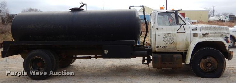 image for item GB9524 1976 Chevrolet C65 tank truck